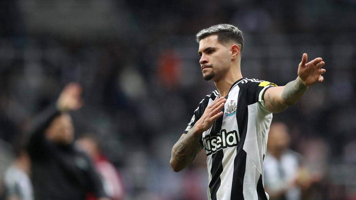 The first half blitz gives Newcastle a thrilling thrilling nottingham Forest 4-3 win over the Forest