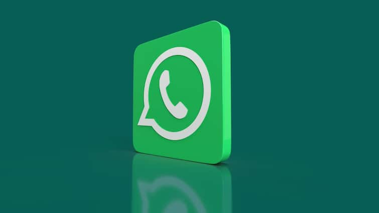 WhatsApp rolling feature to add social media profile link to user accounts